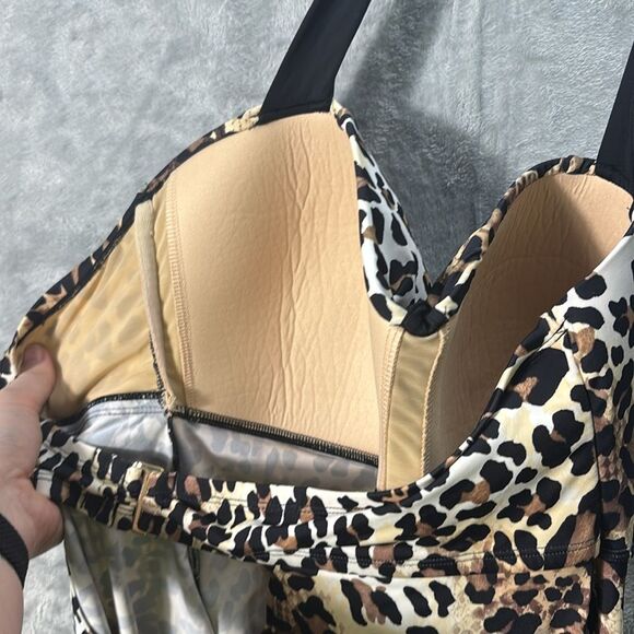 Animal Print Bathing Suit Top Only No Bottoms Halter Flowy Size 2x - Picture 6 of 7